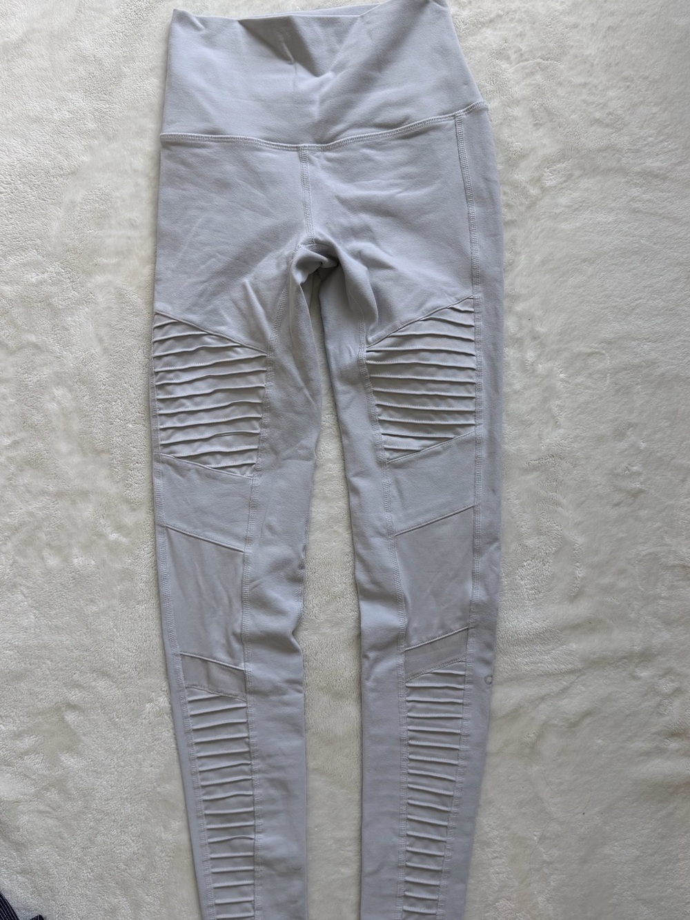 Alo Leggings High-Waist Ribbed Knee Detail Leggings - Light Gray